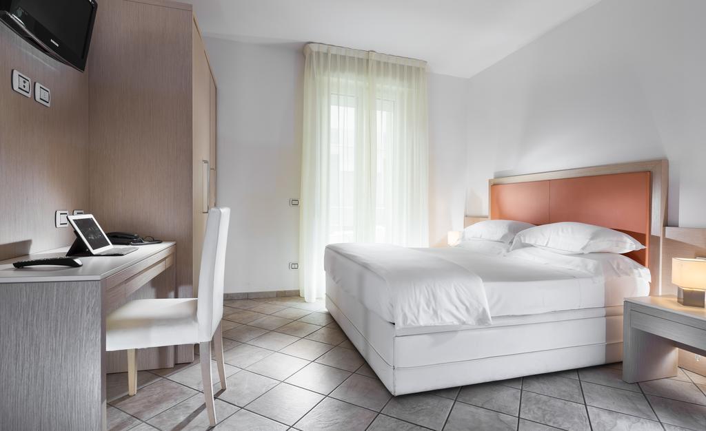 Milano Family Suite Bellaria-Igea Marina Exteriör bild